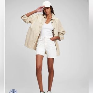 Gap • NWT • 6” High Rise Cheeky MIDI Shorts w/Washwell